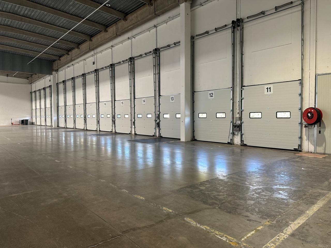 Location entrepôt classe c Lisses Essonne OLLOG2426456 7