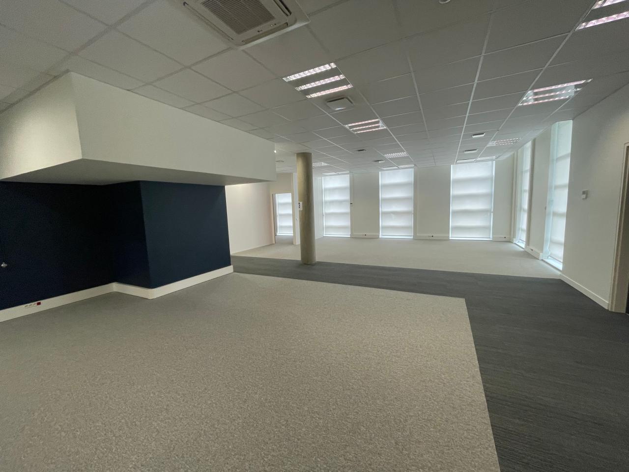 Location bureau Tours Indre-et-Loire OLBUR2421952 14