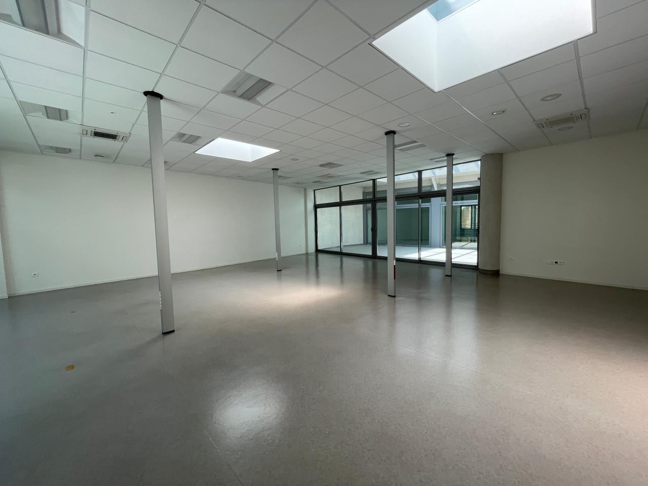 Vente bureau Metz Moselle OVBUR2309572 10