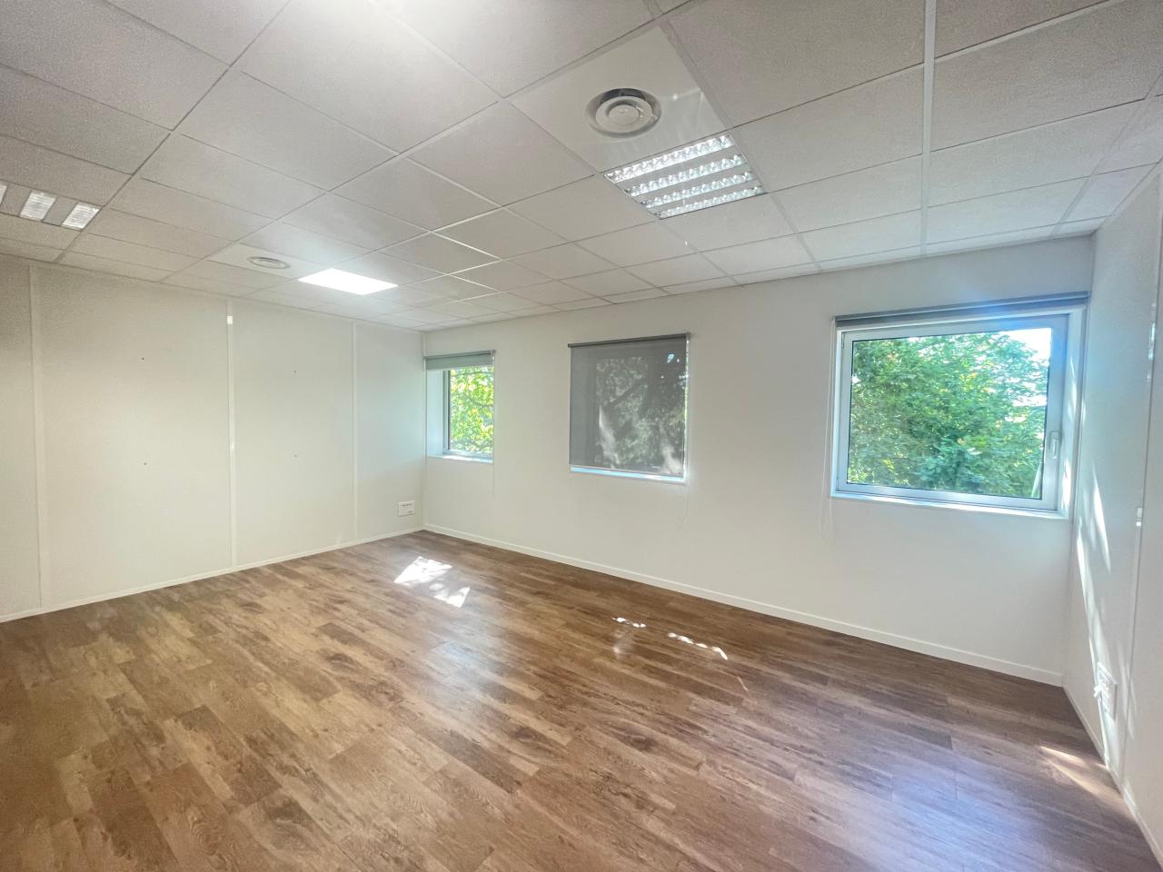 Location bureau Pessac Gironde OLBUR2426837 10