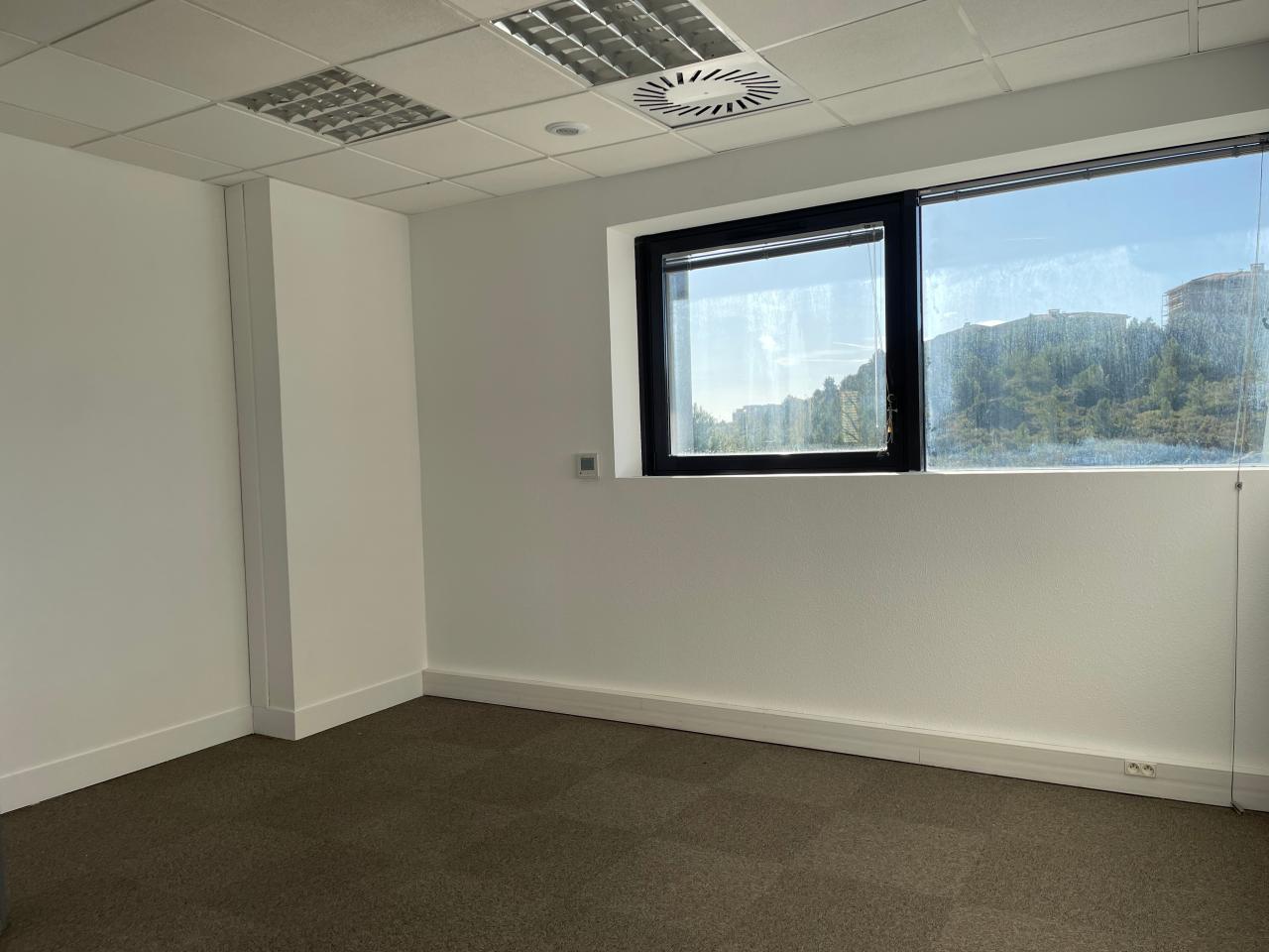 Location bureau Aix-en-Provence Bouches-du-Rhône OLBUR2114931 12