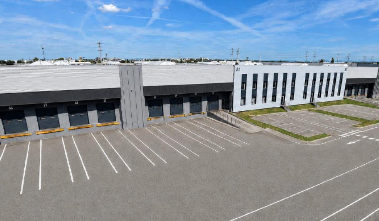 Location entrepôt classe a Corbas Rhône OLLOG2426728 1