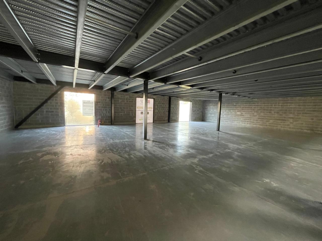 Vente local d'activité La Madeleine Nord OVACT2646038 8