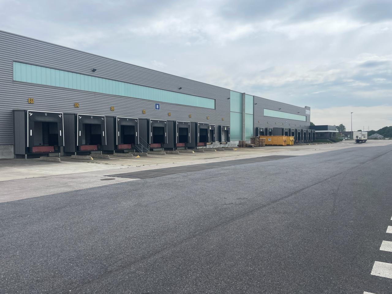 Location entrepôt classe a Chaulnes Somme OLLOG2427665 1