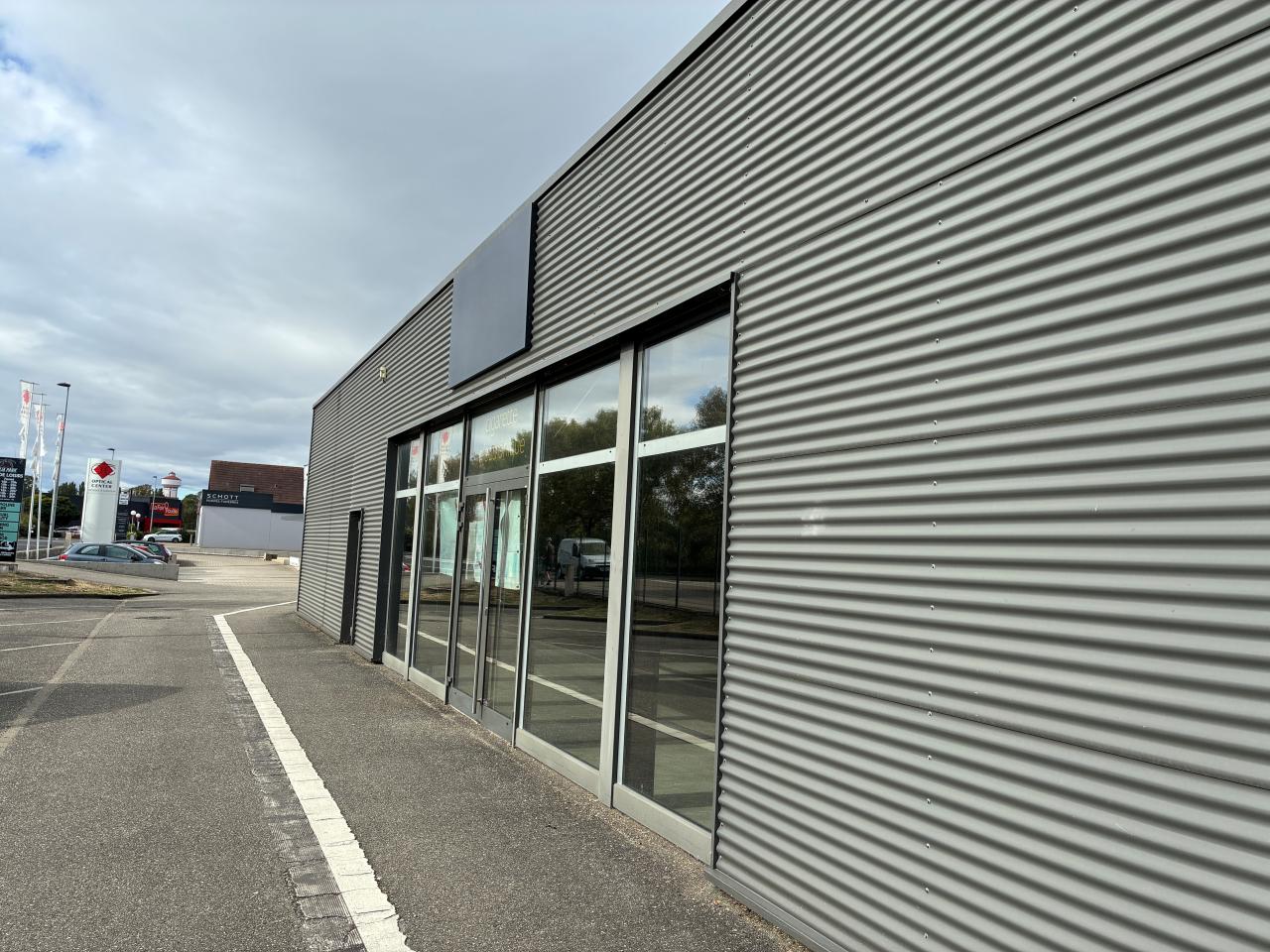 Location commerce Oberhoffen-sur-Moder Bas-Rhin OLCOM2645232