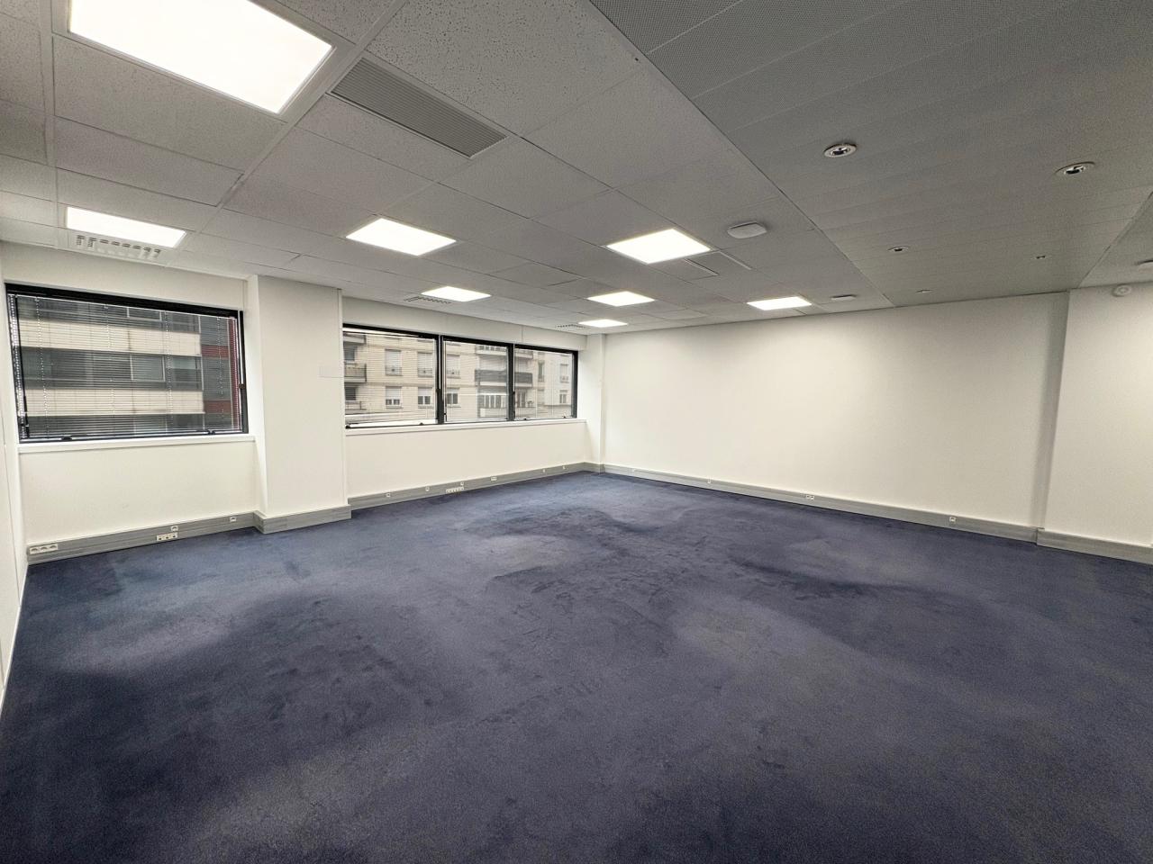 Location bureau Montigny-le-Bretonneux Yvelines OLBUR2317544 5