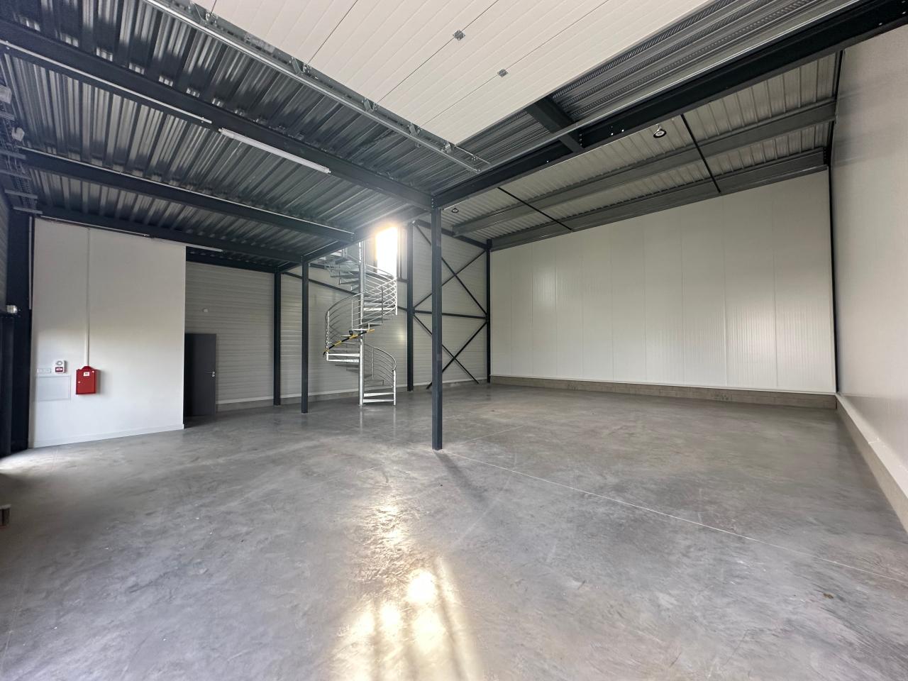 Location local d'activité Joué-lès-Tours Indre-et-Loire OLACT2316257 11