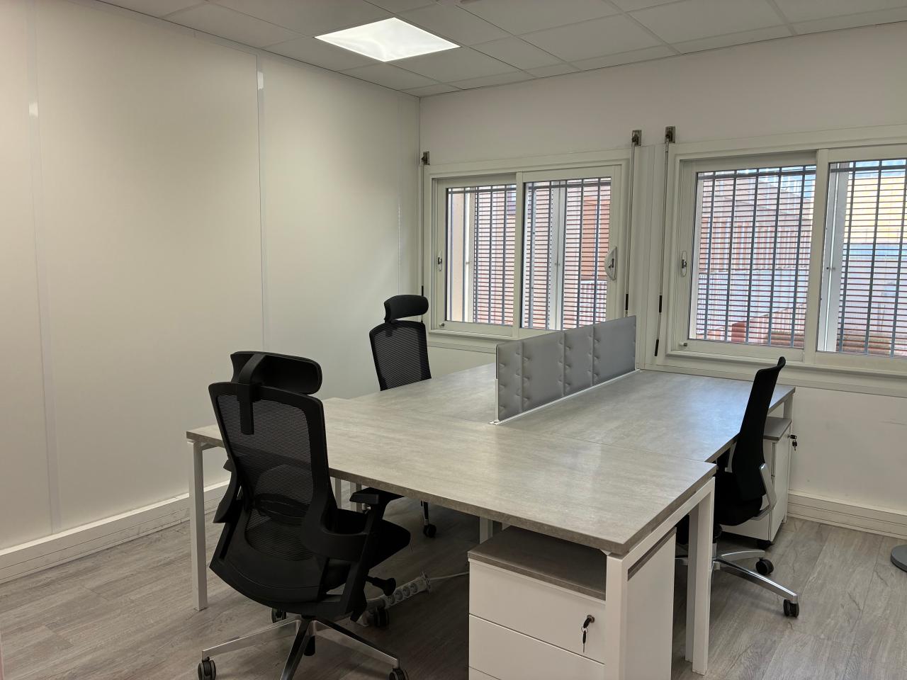 Location bureau Vitrolles Bouches-du-Rhône OLBUR2535368 35