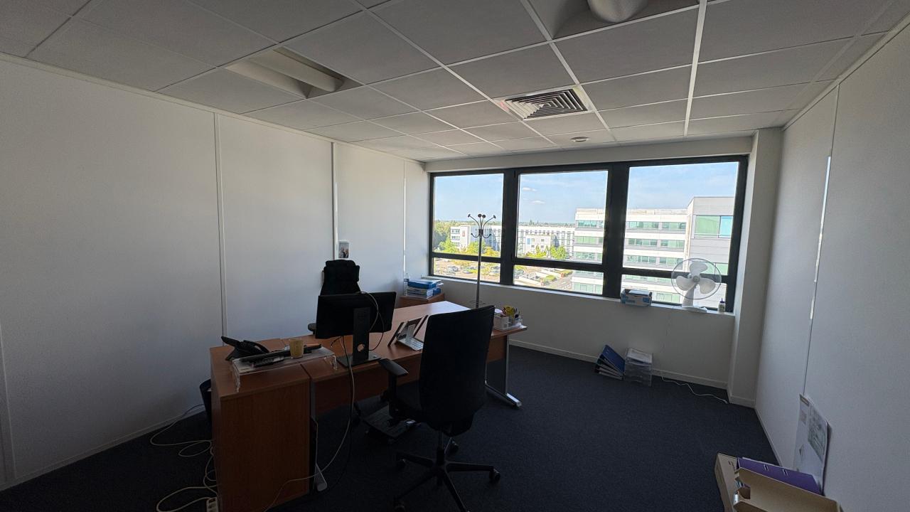 Location bureau Tours Indre-et-Loire OLBUR2311847 7