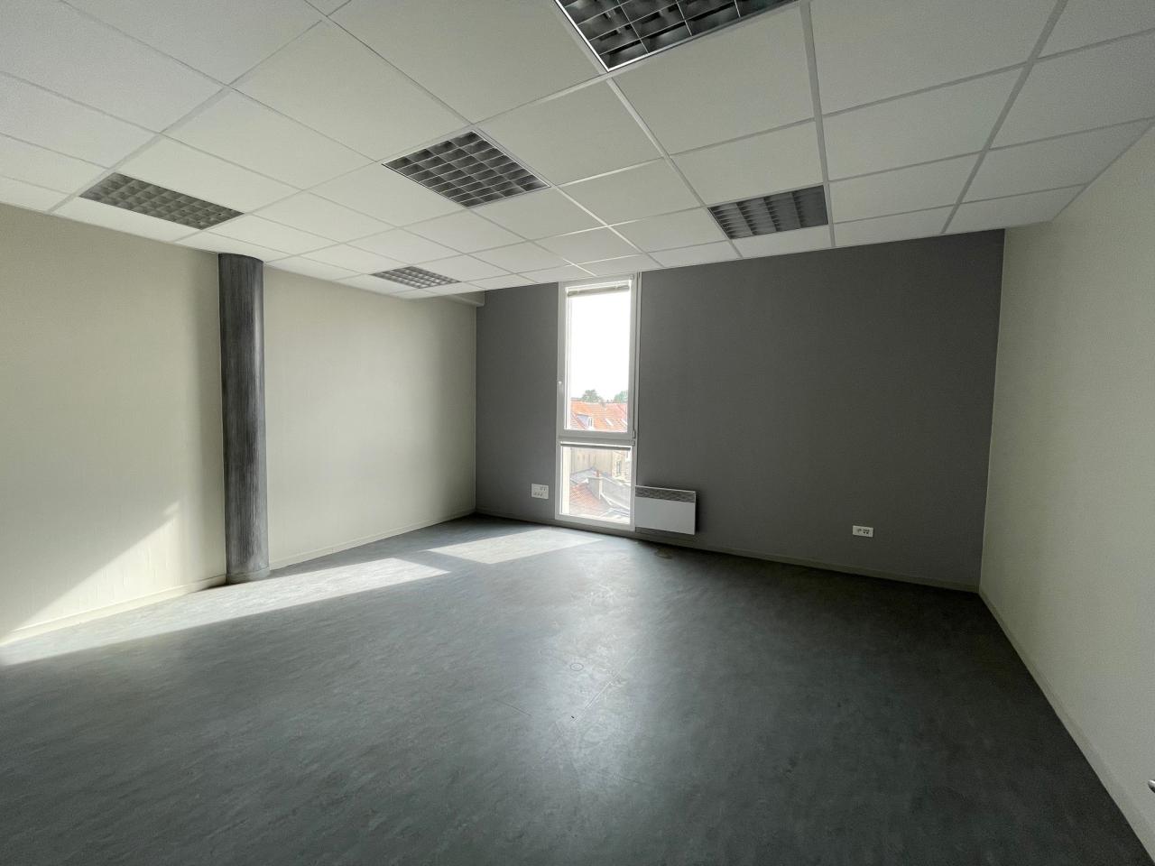 Vente bureau Calais Pas-de-Calais OVBUR2537338 5