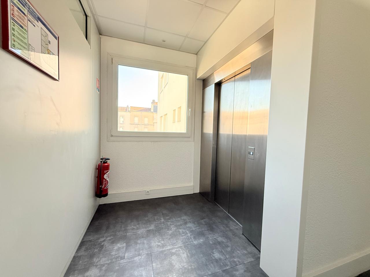 Vente bureau Nancy Meurthe-et-Moselle OVBUR2534186 16