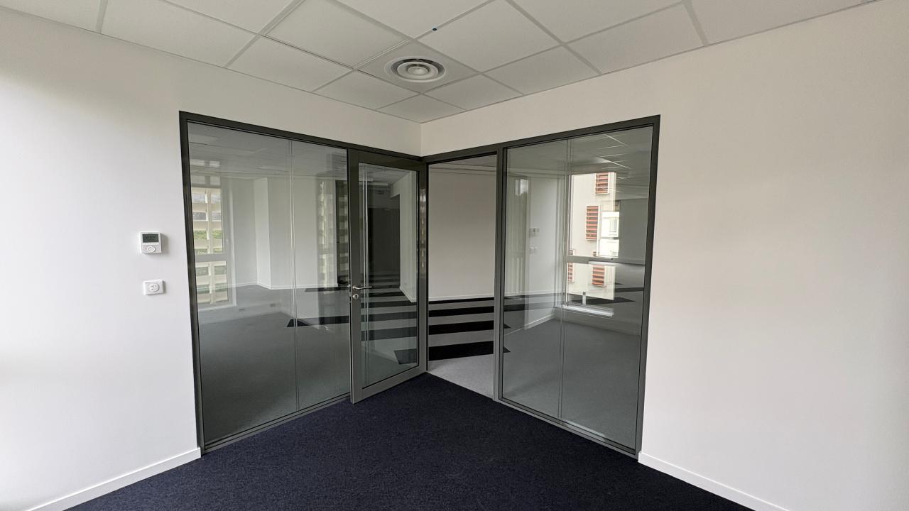 Location bureau Tours Indre-et-Loire OLBUR2427808 9