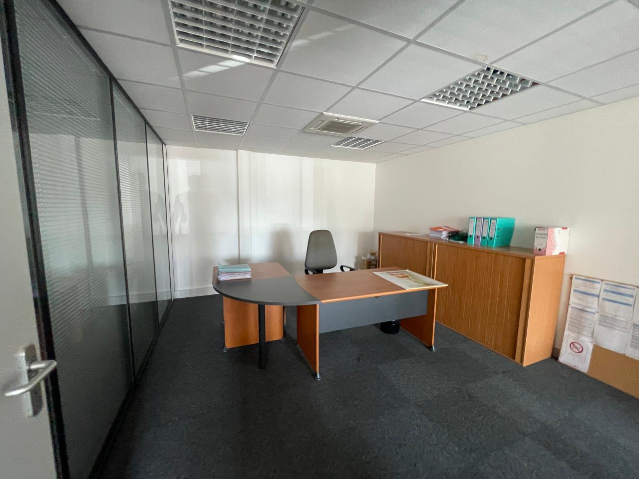 Vente bureau Scy-Chazelles Moselle OVBUR2644638 4
