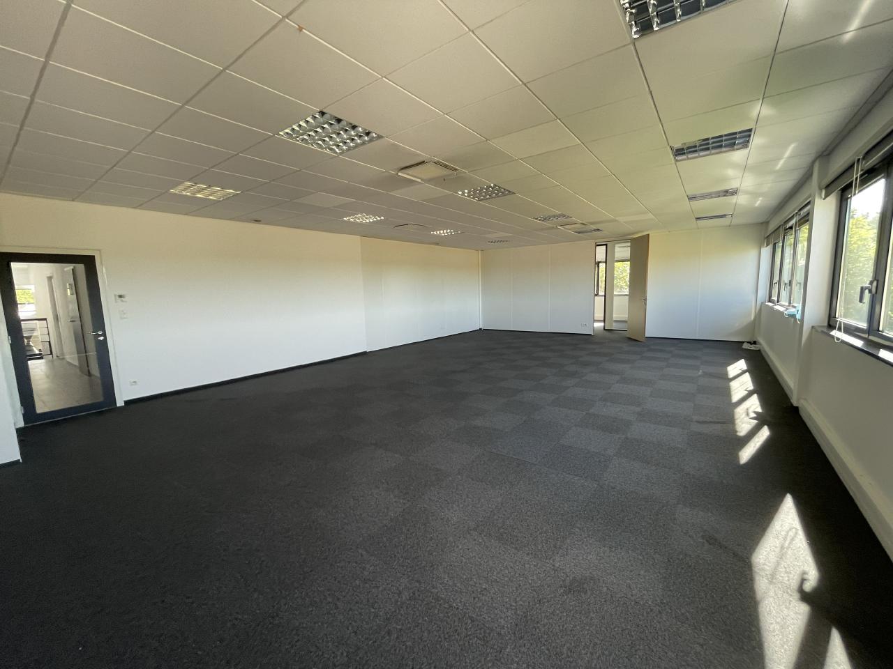 Location bureau Entzheim Bas-Rhin OLBUR2207037 6