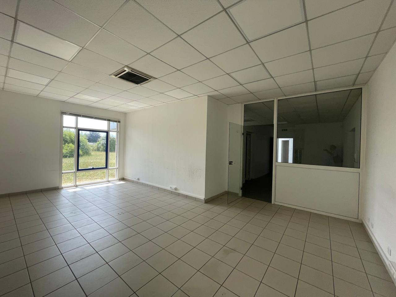 Vente bureau La Chapelle-Saint-Mesmin Loiret OVBUR2533950 11