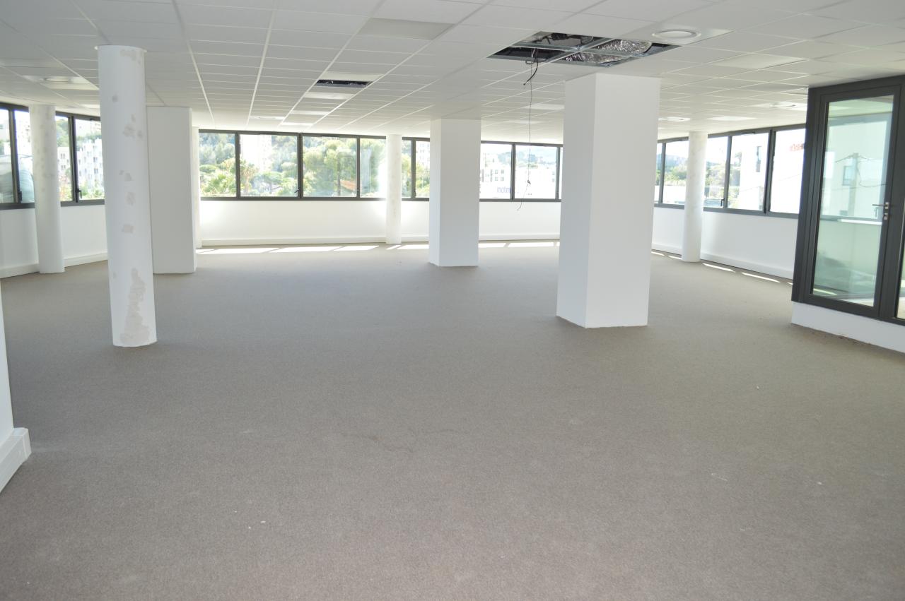 Location bureau Seyne-sur-Mer Var OLBUR2423951 24