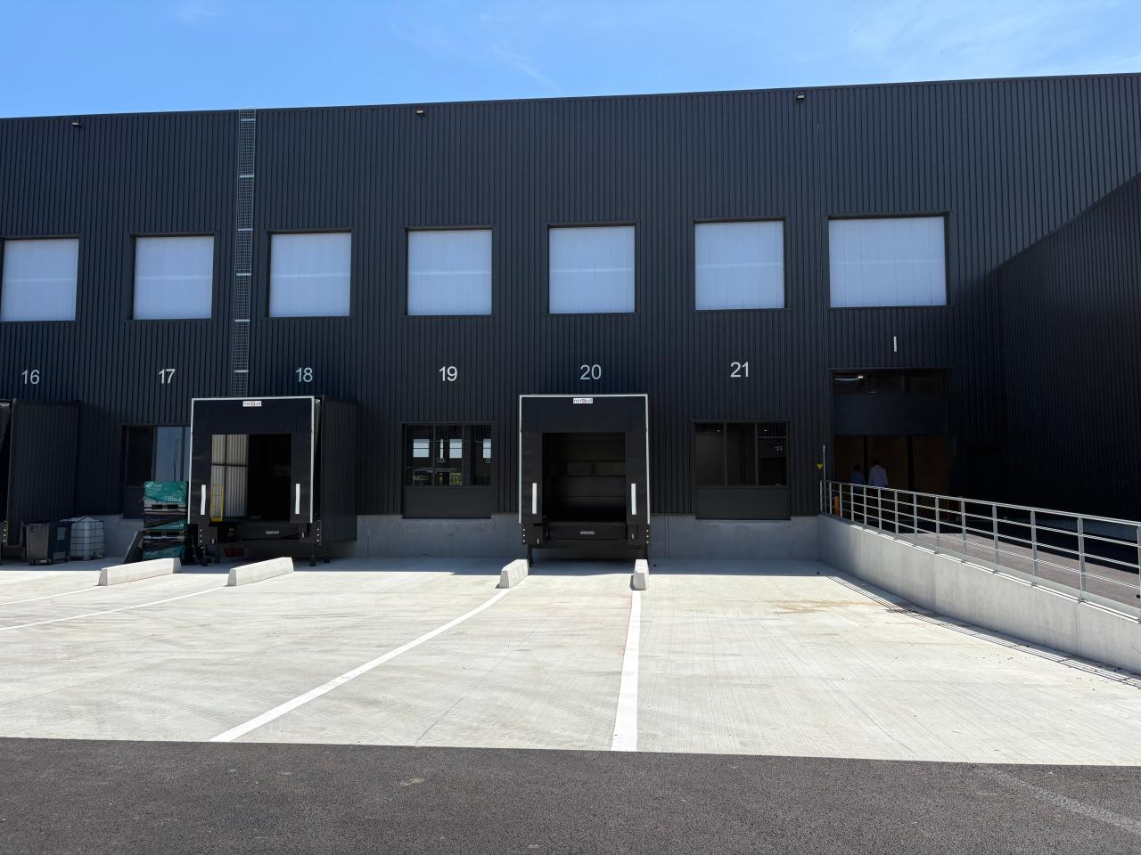 Location local d'activité Mionnay Ain OLACT2311575 12