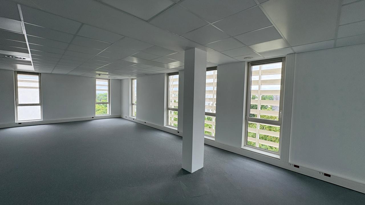 Location bureau Tours Indre-et-Loire OLBUR2427808