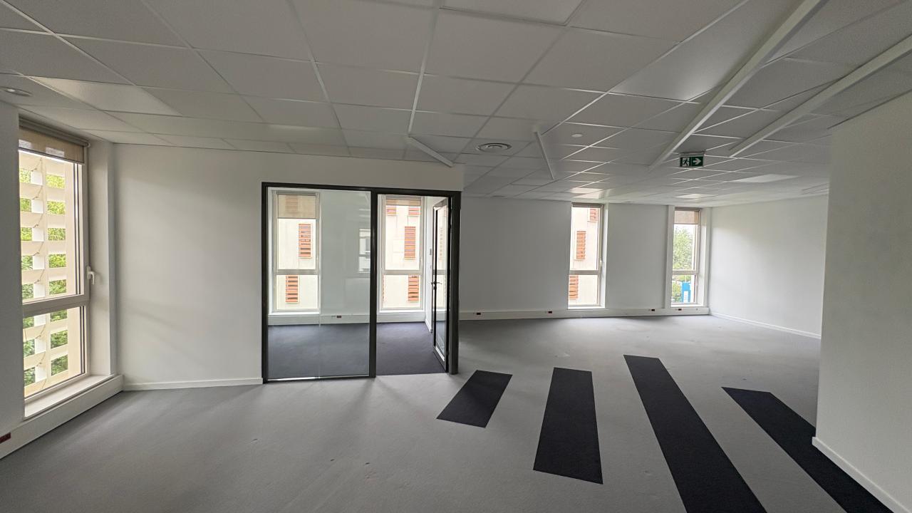 Location bureau Tours Indre-et-Loire OLBUR2427808 8