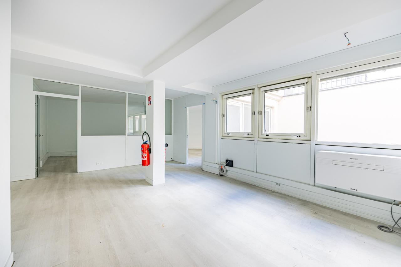 Location bureau Paris OLBUR2639745 1