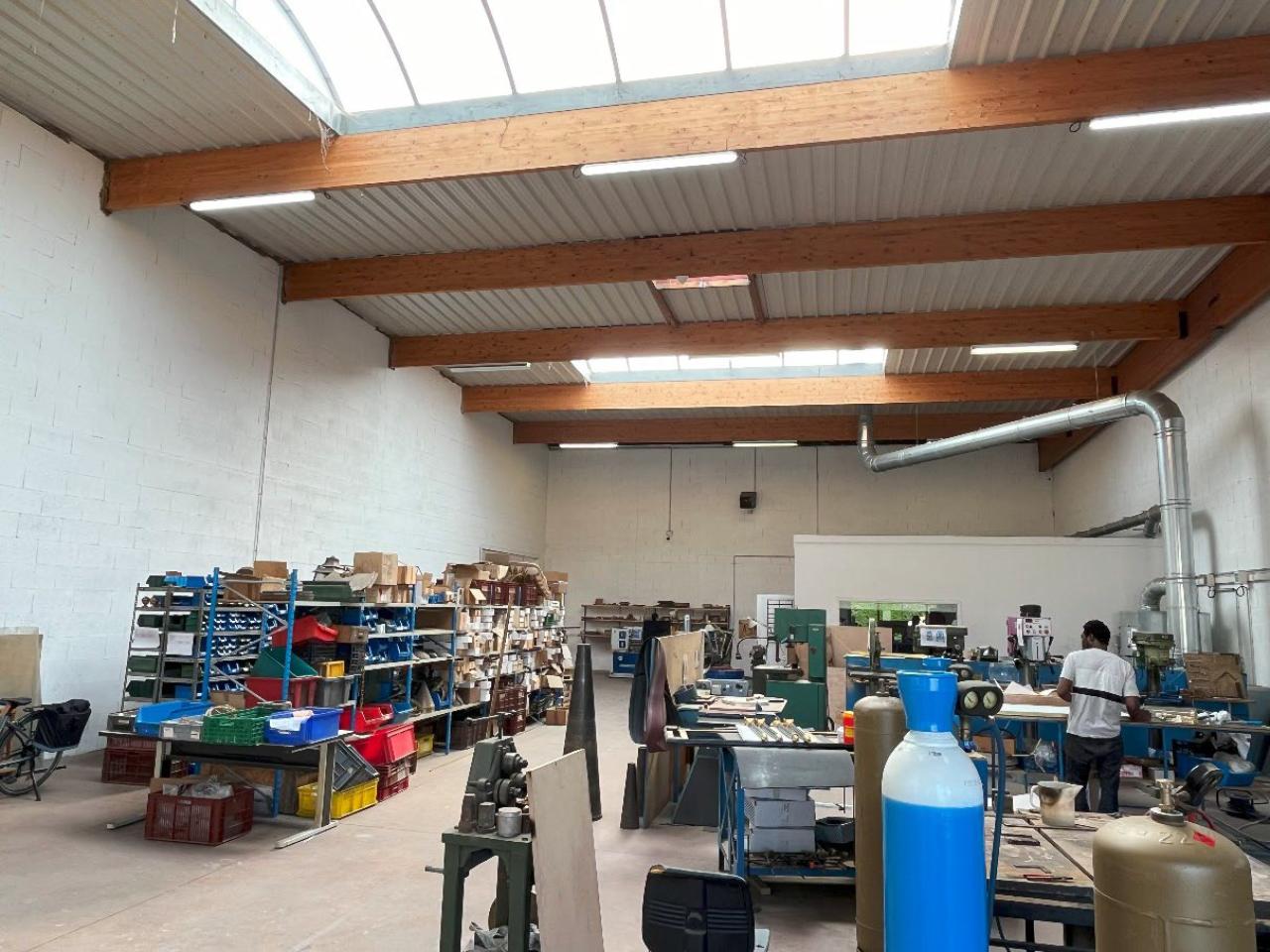 Location local d'activité Décines-Charpieu Rhône OLACT2108906 4