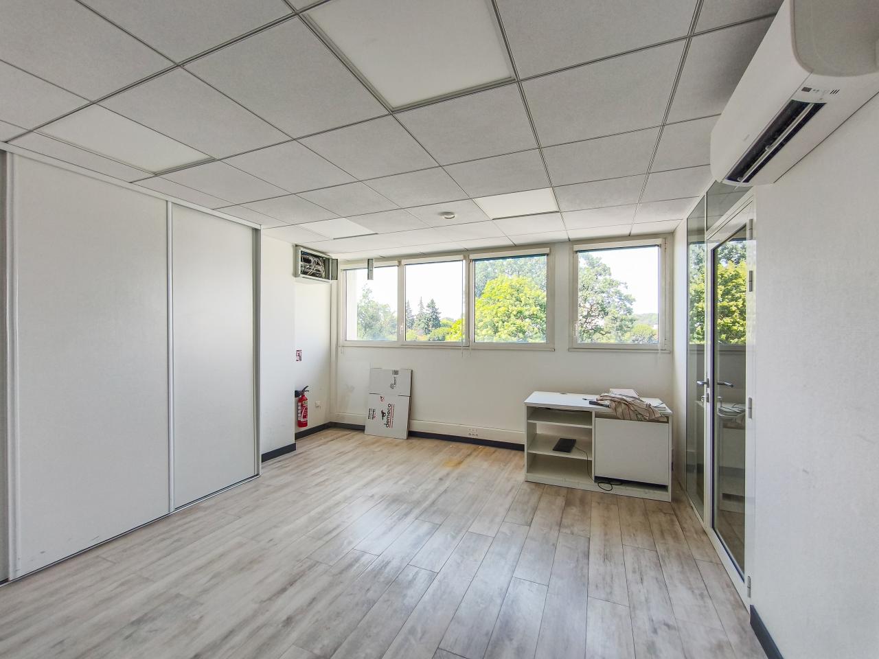 Vente bureau Cesson-Sévigné Ille-et-Vilaine OVBUR2643530 1