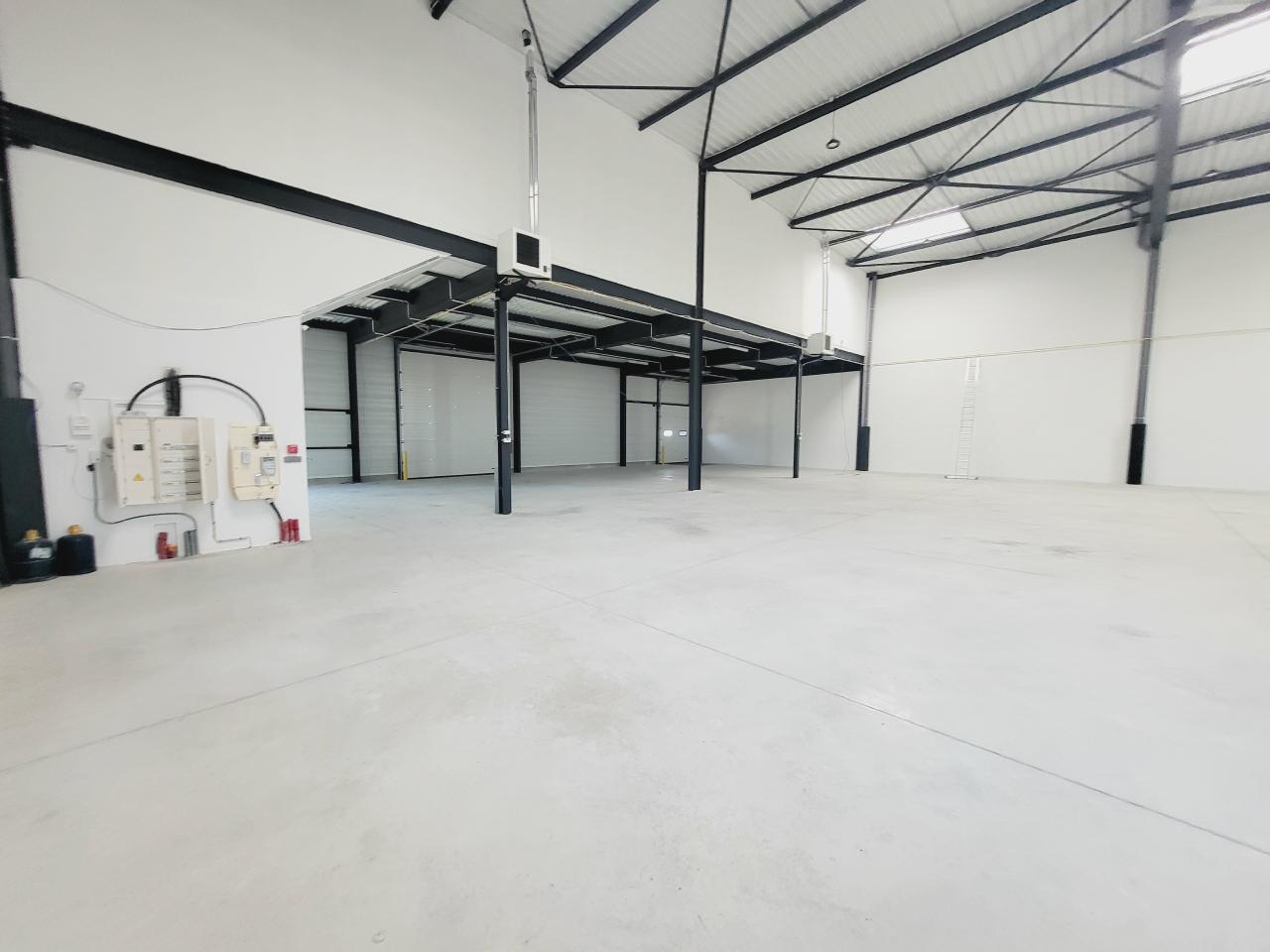 Location local d'activité Chanteloup-en-Brie Seine-et-Marne OLACT2644790 2