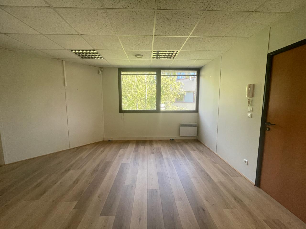 Location bureau Rennes Ille-et-Vilaine OLBUR2419906 4