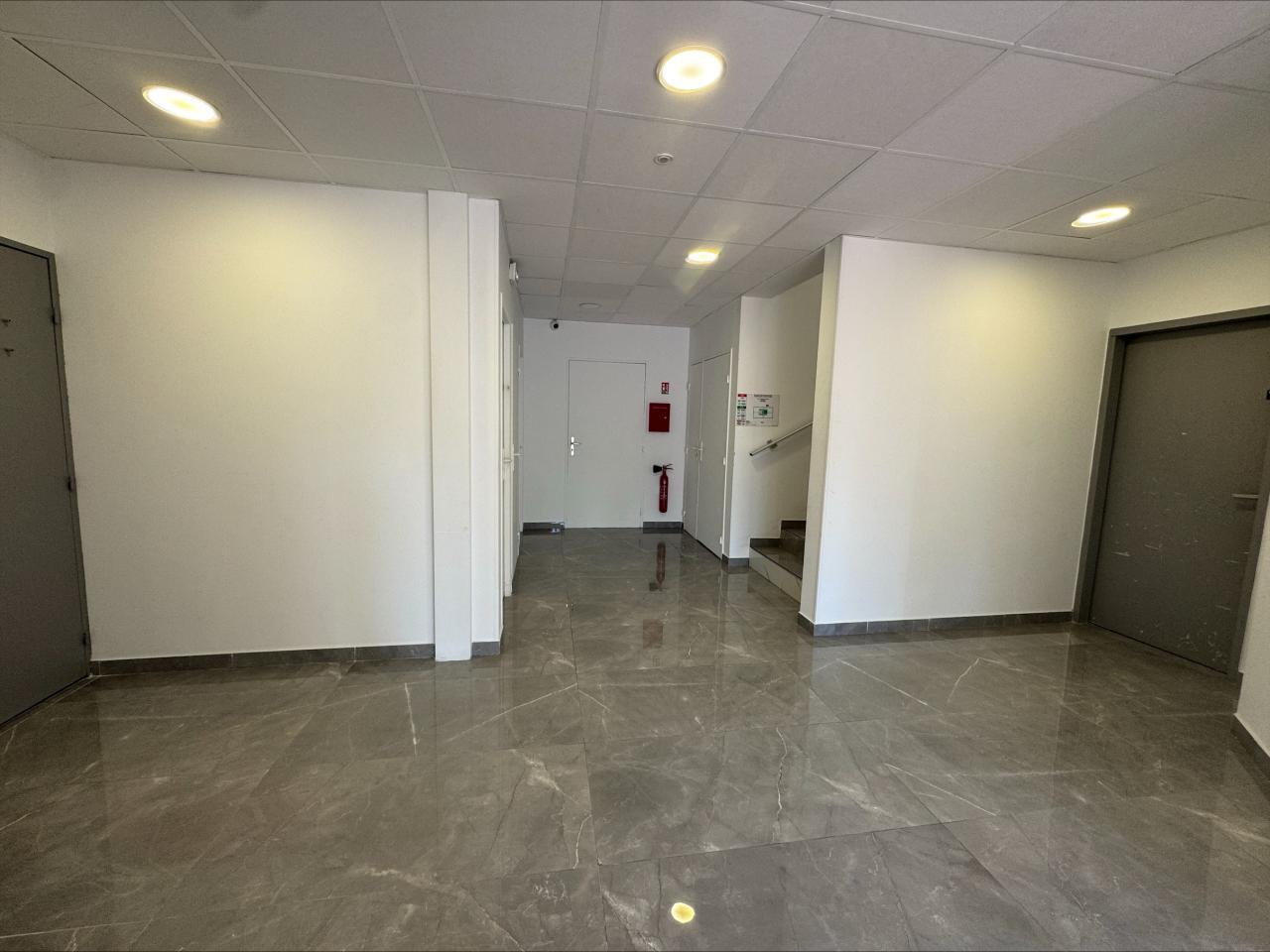 Location bureau Vitrolles Bouches-du-Rhône OLBUR2114930 11