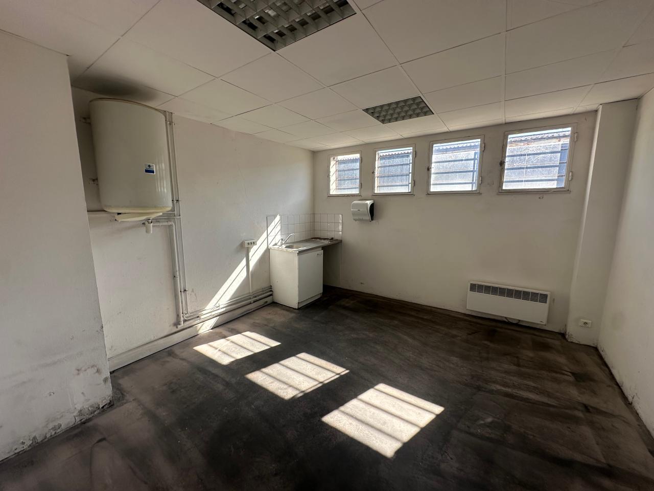 Location local d'activité Saint-Pierre-des-Corps Indre-et-Loire OLACT2317654 10