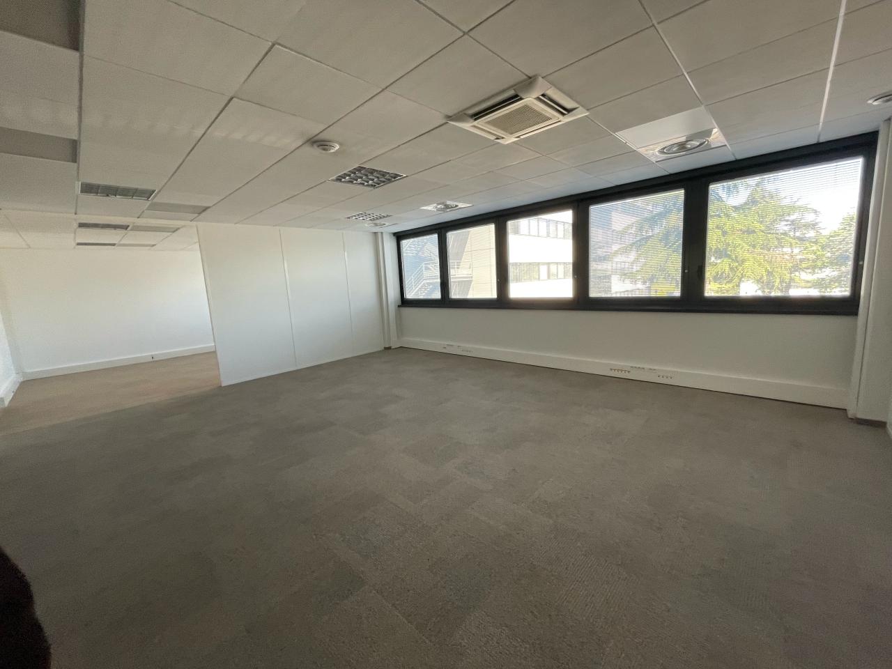 Location bureau Toulouse Haute-Garonne OLBUR2427110 11