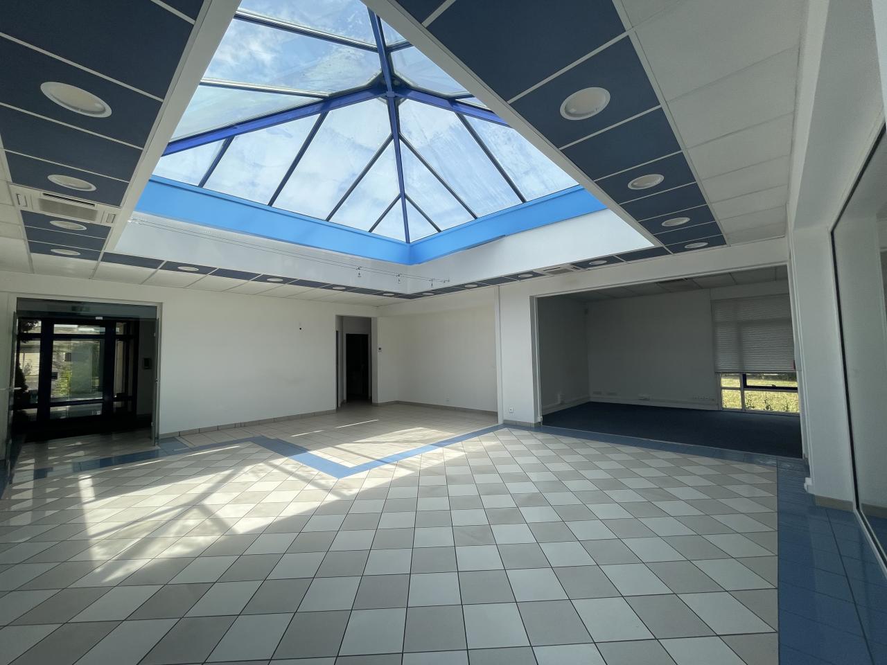 Vente bureau La Chapelle-Saint-Mesmin Loiret OVBUR2533950 5