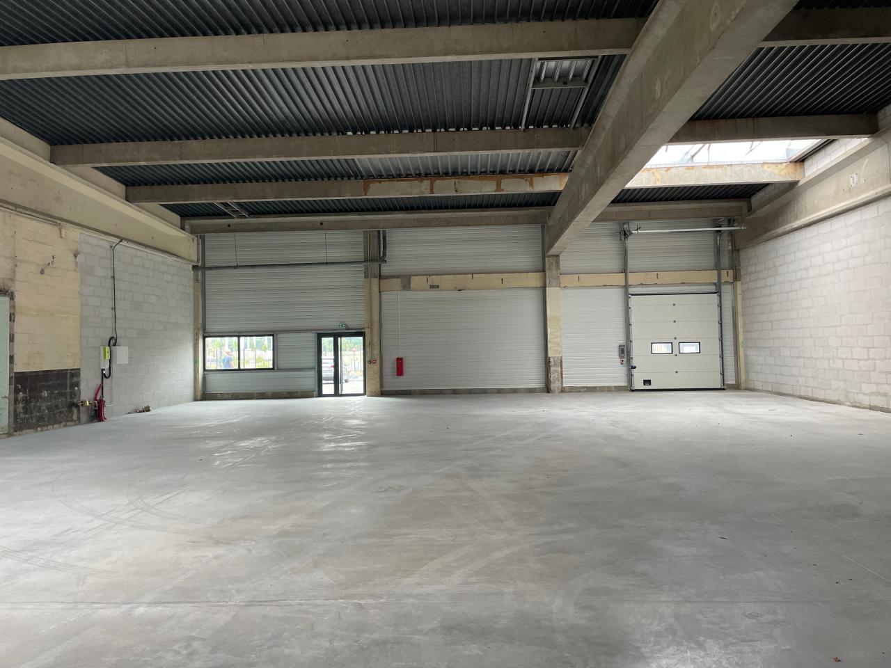 Vente local d'activité Petit-Couronne Seine-Maritime OVACT2426779 3