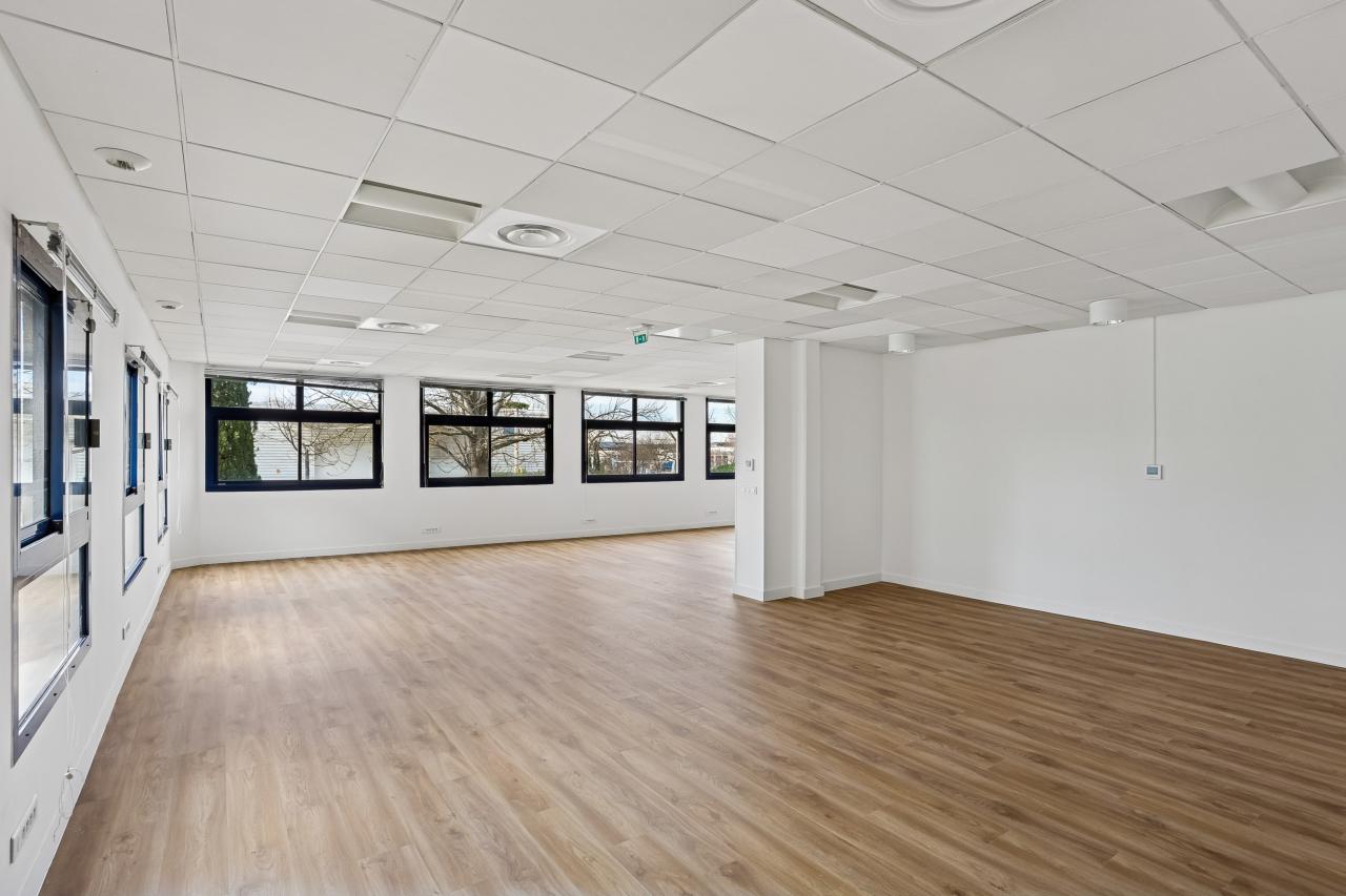 Location bureau Aix-en-Provence Bouches-du-Rhône OLBUR2114919 3