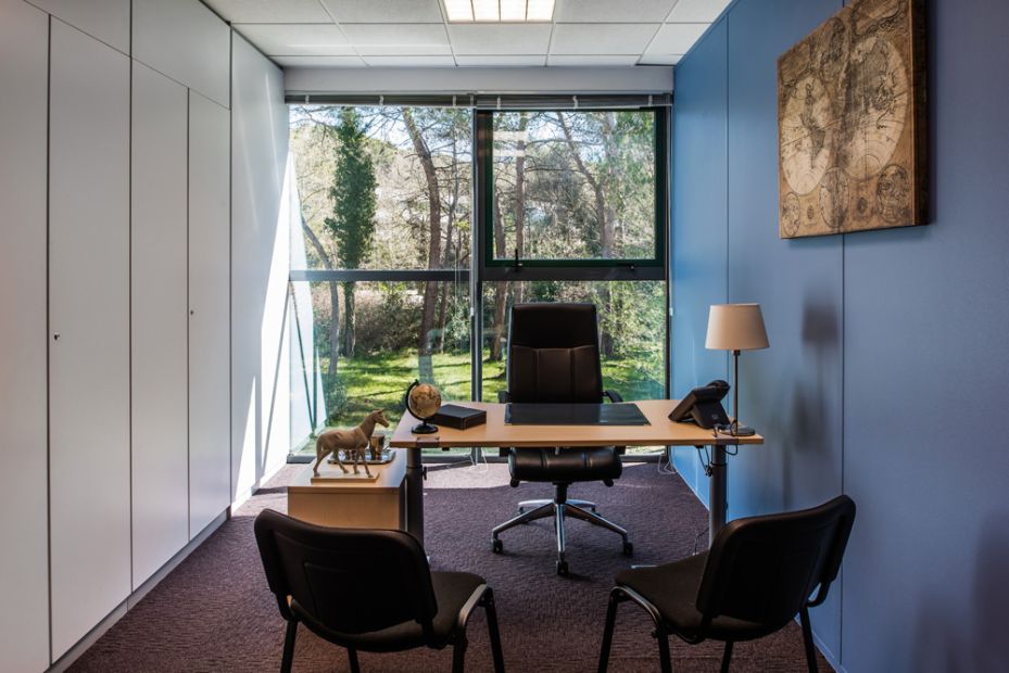 Location coworking Mougins Alpes-Maritimes OLBUR2114856 3