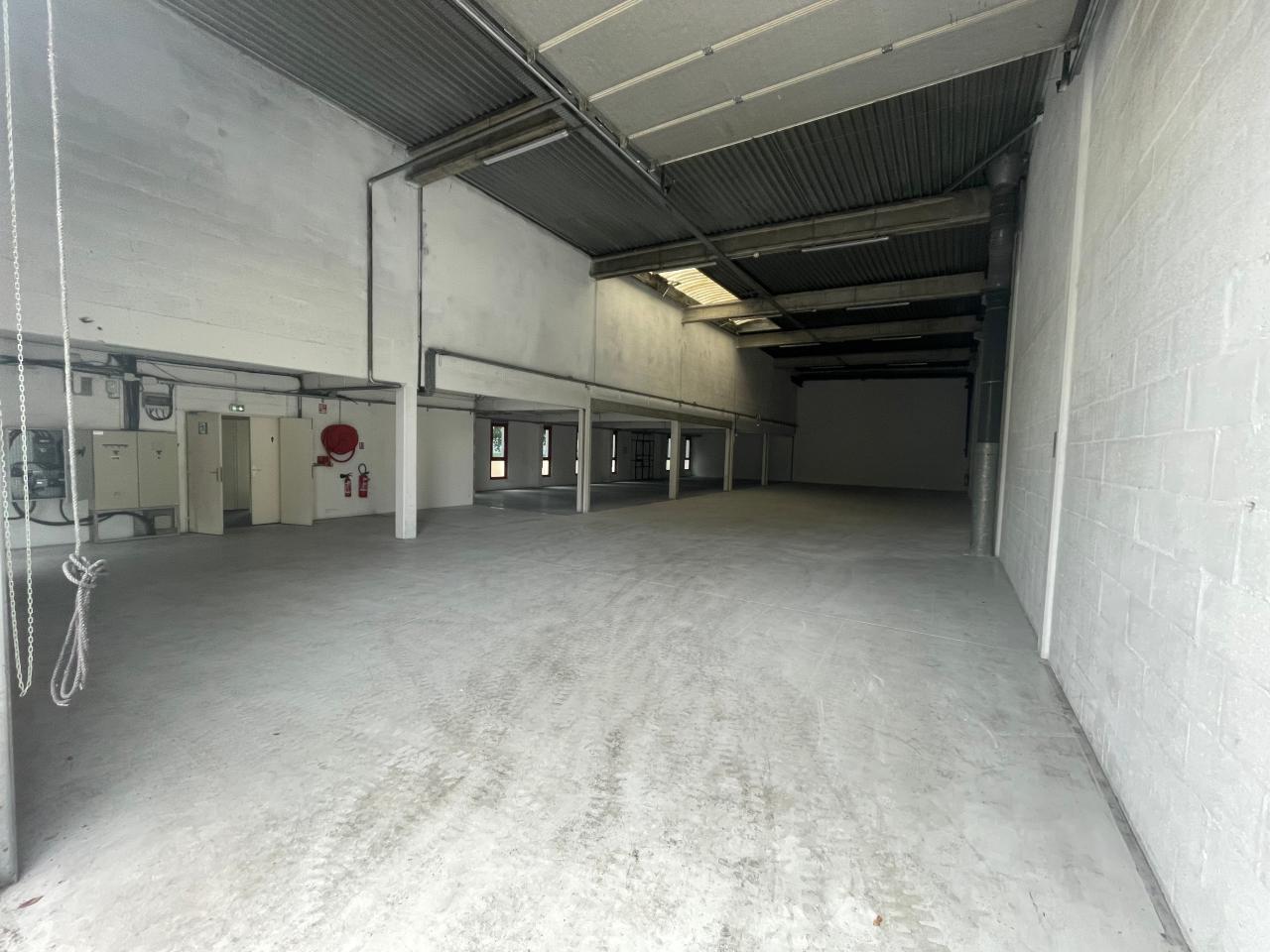 Location local d'activité Éragny Val-d'Oise OLACT2112082 4