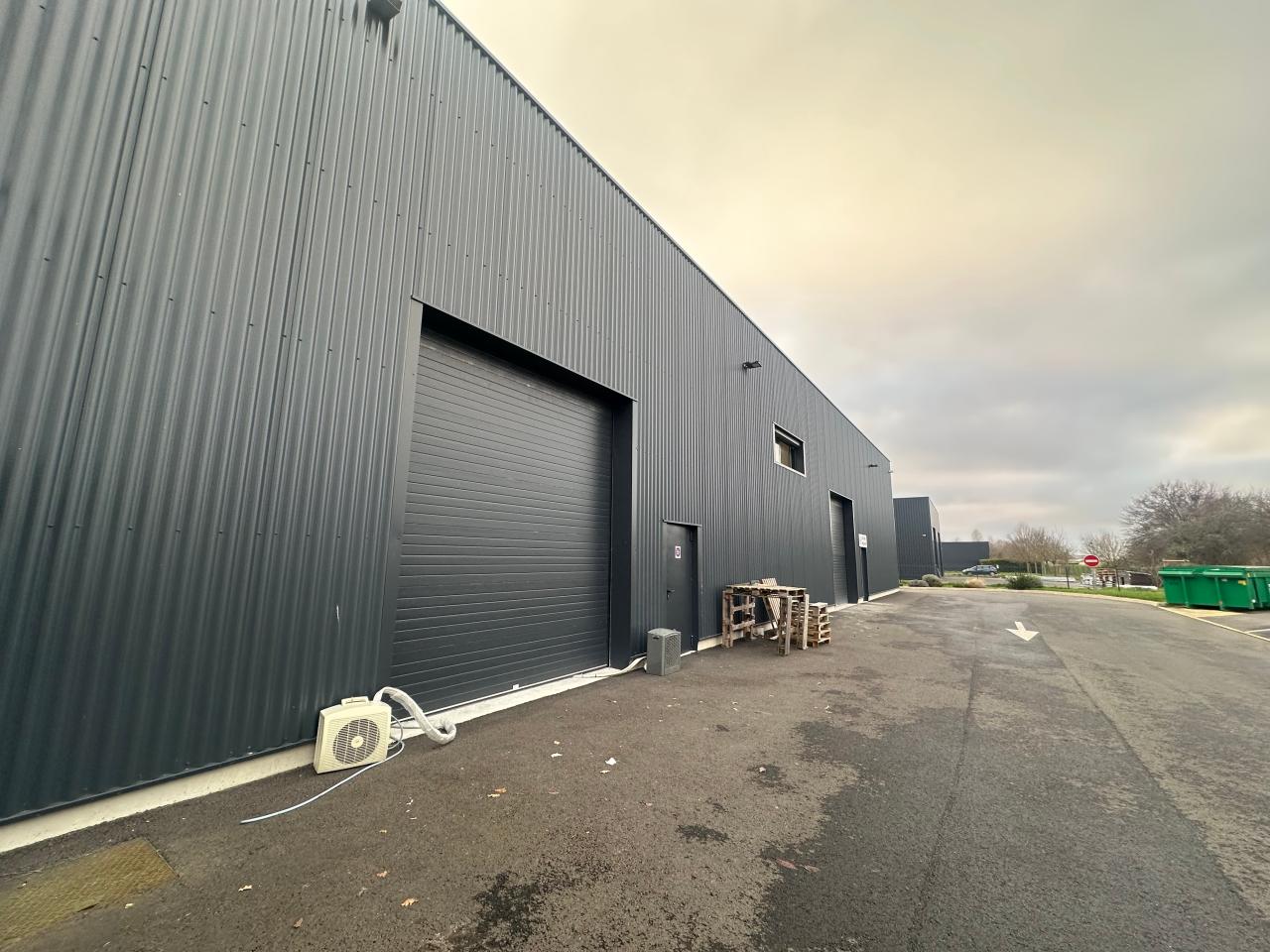 Location local d'activité La Ville aux Dames Indre-et-Loire OLACT2537885 6