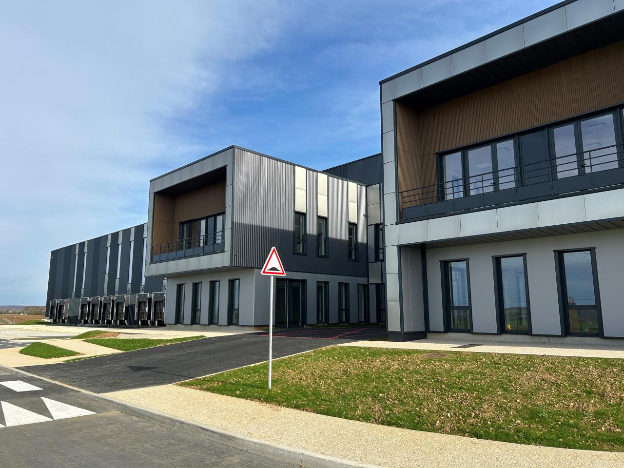 Location entrepôt classe a Sens Yonne OLLOG2421049