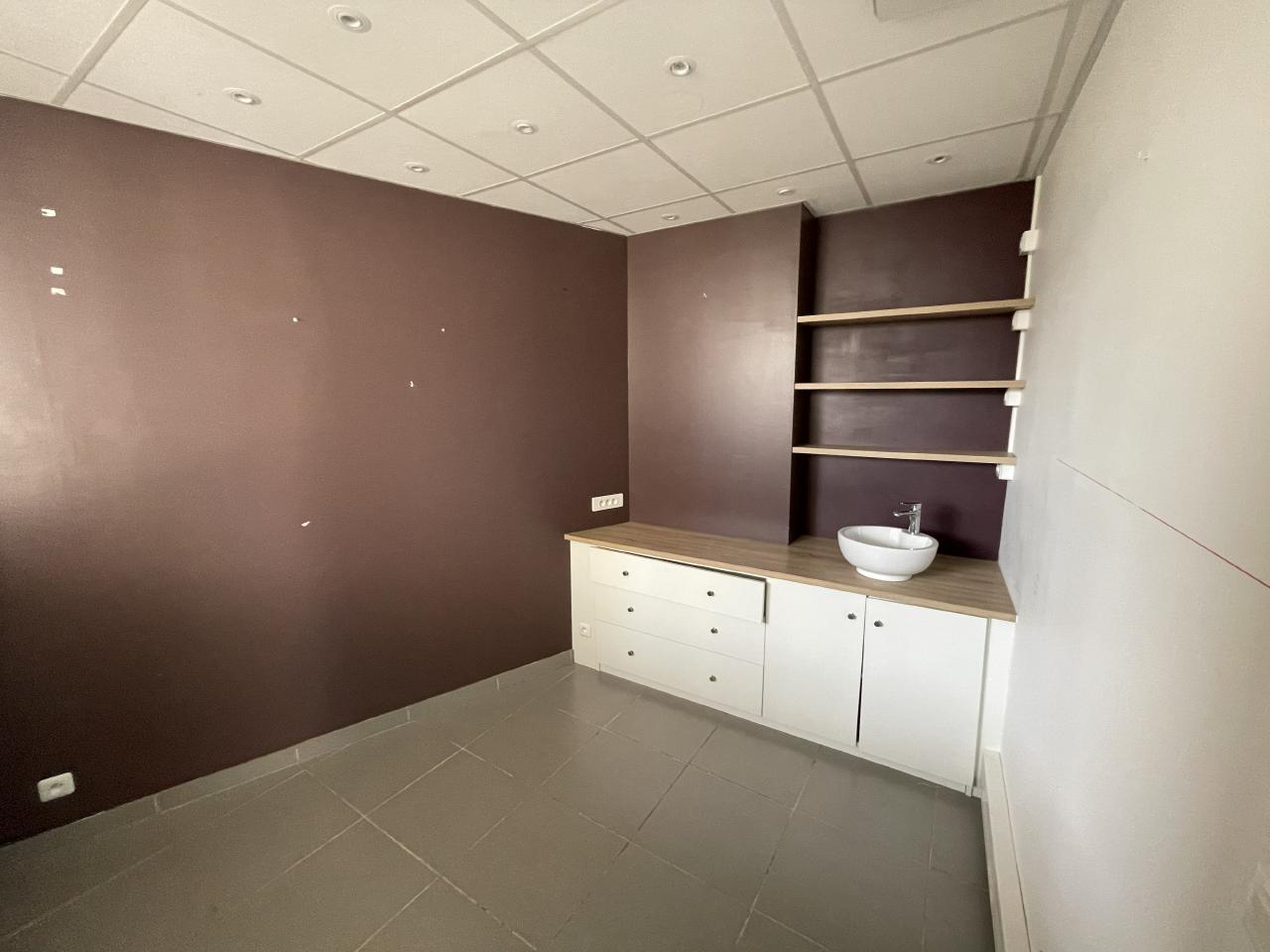 Location bureau Tours Indre-et-Loire OLBUR2422046 4