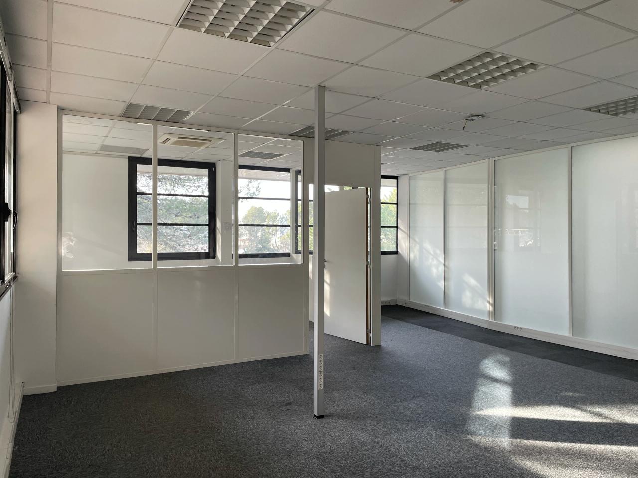 Location bureau Aix-en-Provence Bouches-du-Rhône OLBUR2421612 11