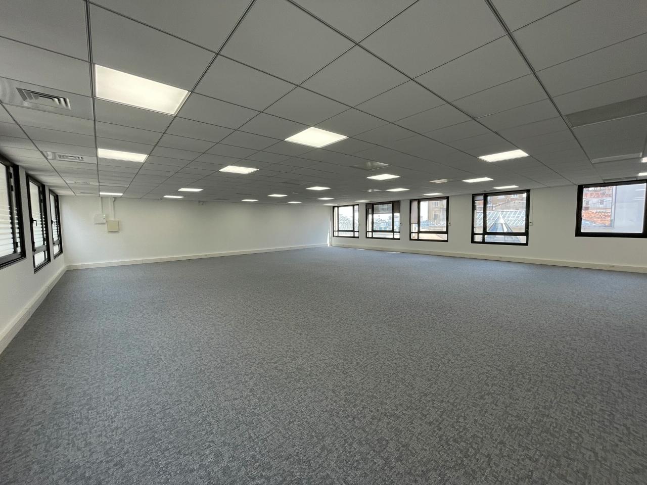 Location bureau Marseille Bouches-du-Rhône OLBUR2316991 2