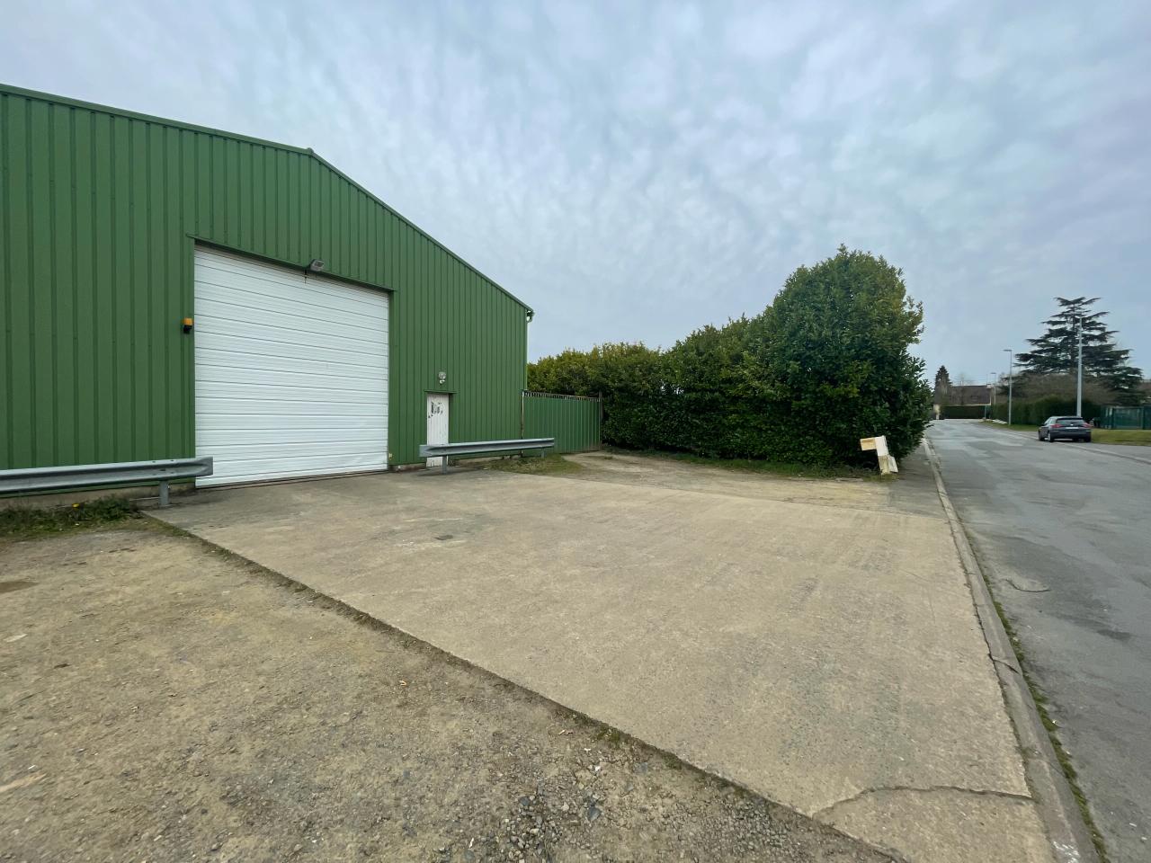 Vente local d'activité Betton Ille-et-Vilaine OVACT2530845