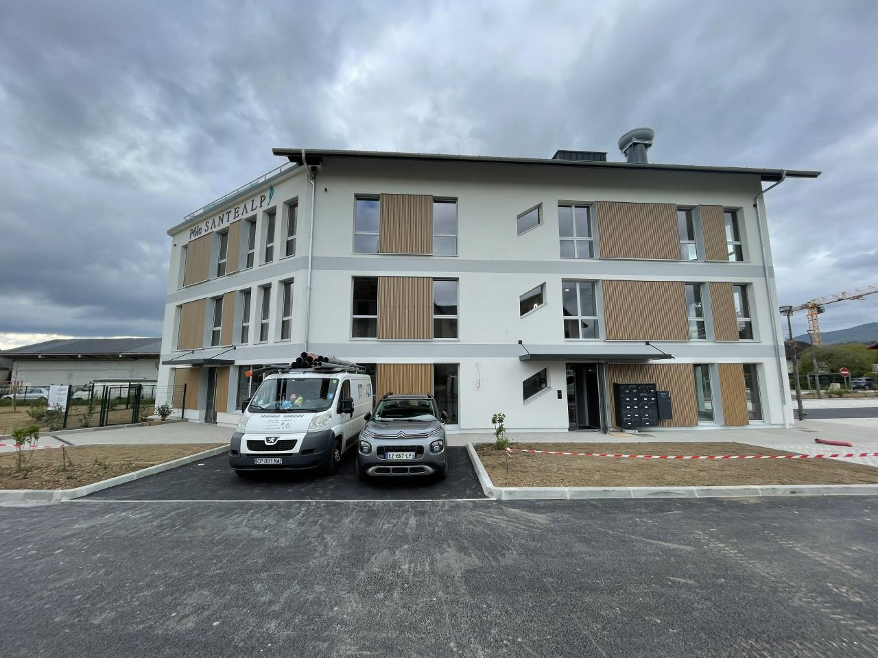 Vente local d'activité Vallières Haute-Savoie OVACT2422607 1