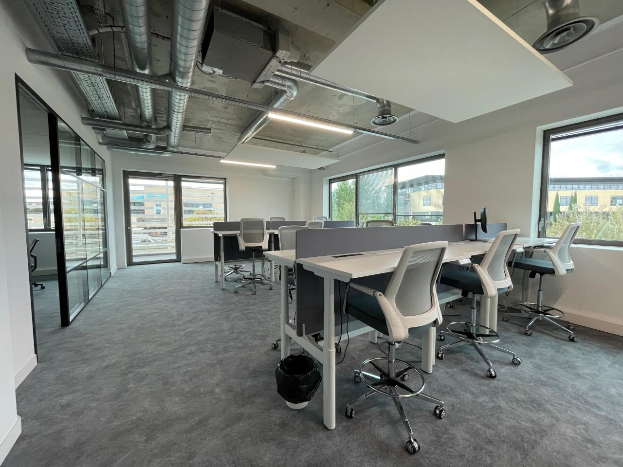 Location bureau Aix-en-Provence Bouches-du-Rhône OLBUR2536930 4