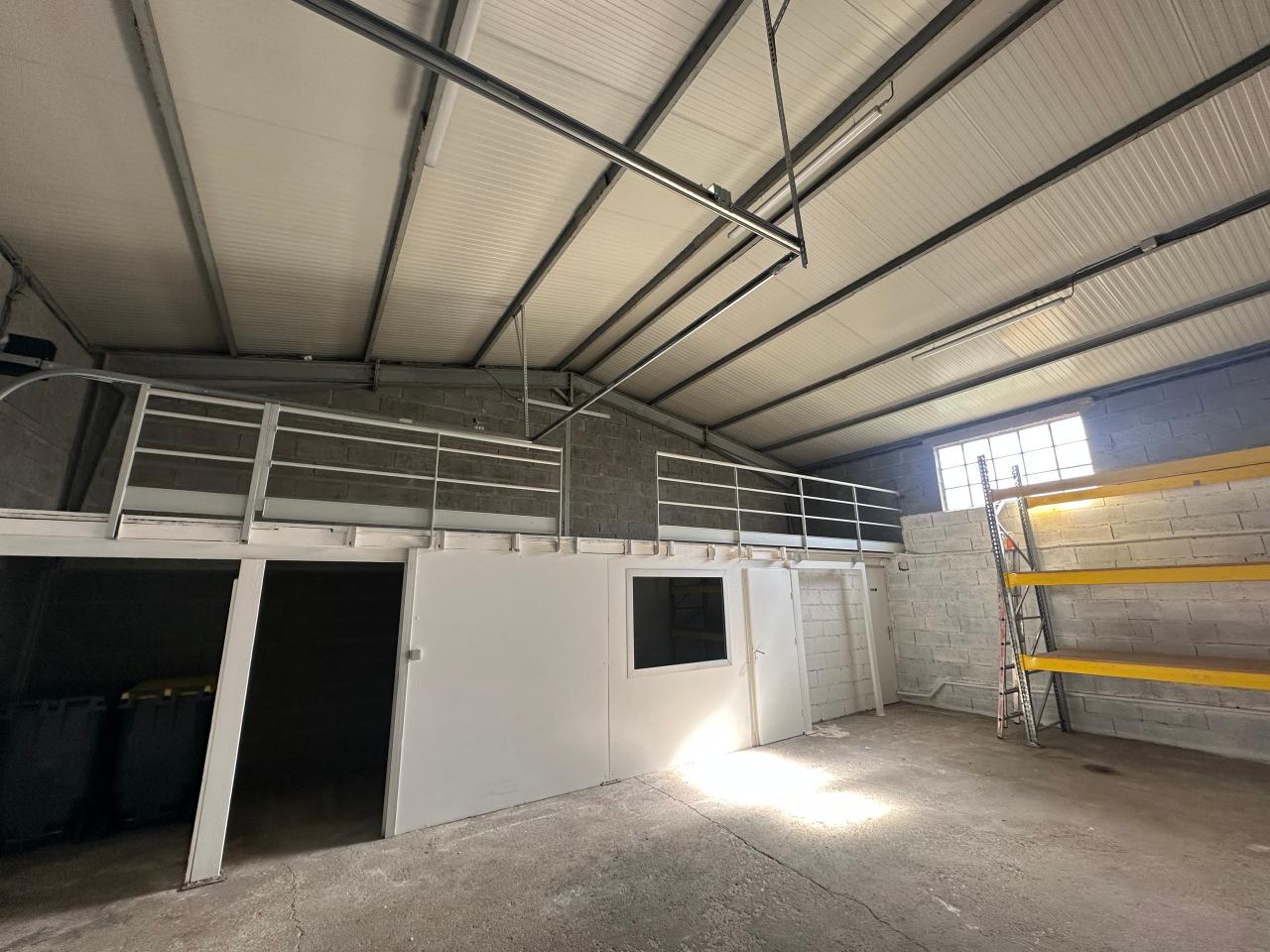 Location local d'activité Chambray-lès-Tours Indre-et-Loire OLACT2638538 1