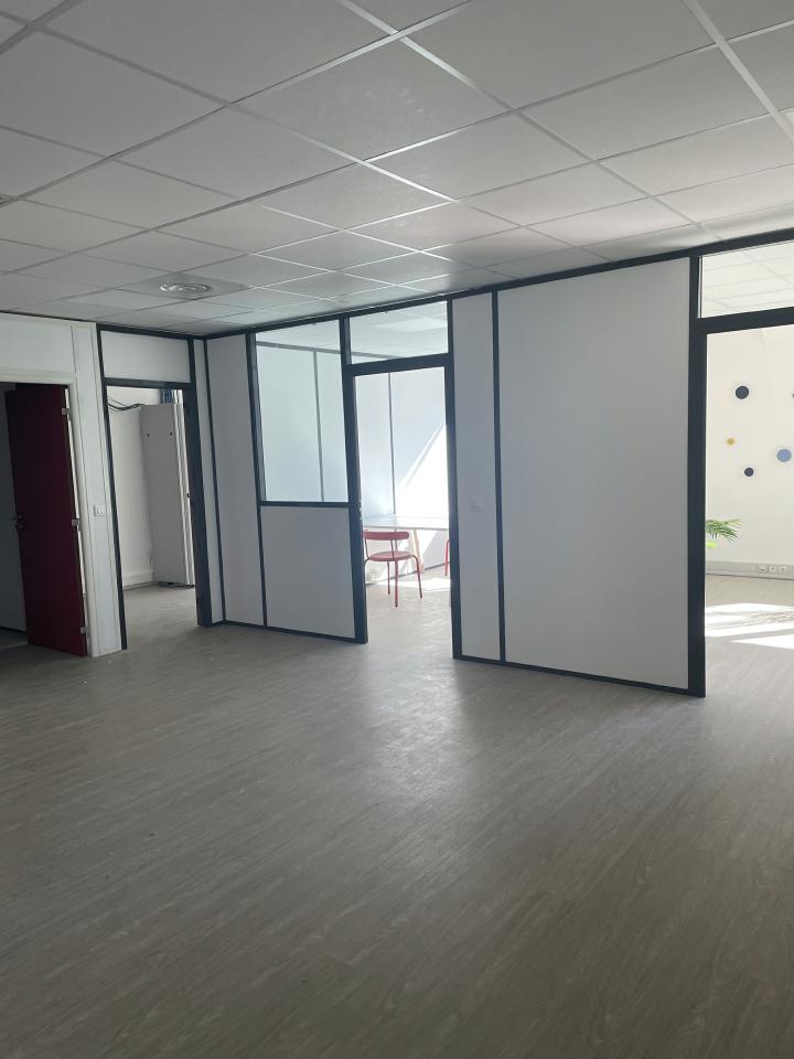 Location bureau Saint Thibault des Vignes Seine-et-Marne OLBUR2205551 3