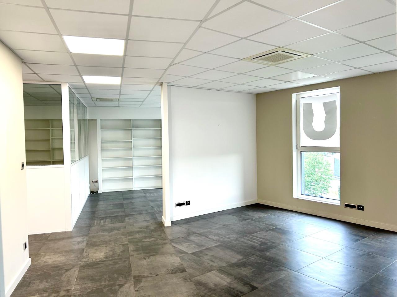 Location bureau Noyal-Châtillon-sur-Seiche Ille-et-Vilaine OLBUR2317392 3