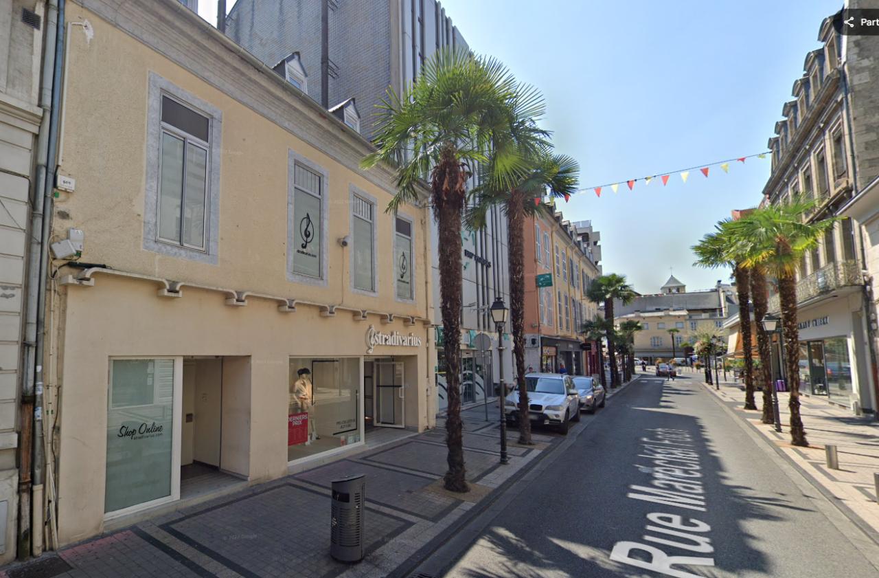 Location commerce Tarbes Hautes-Pyrénées OLCOM2535333 2