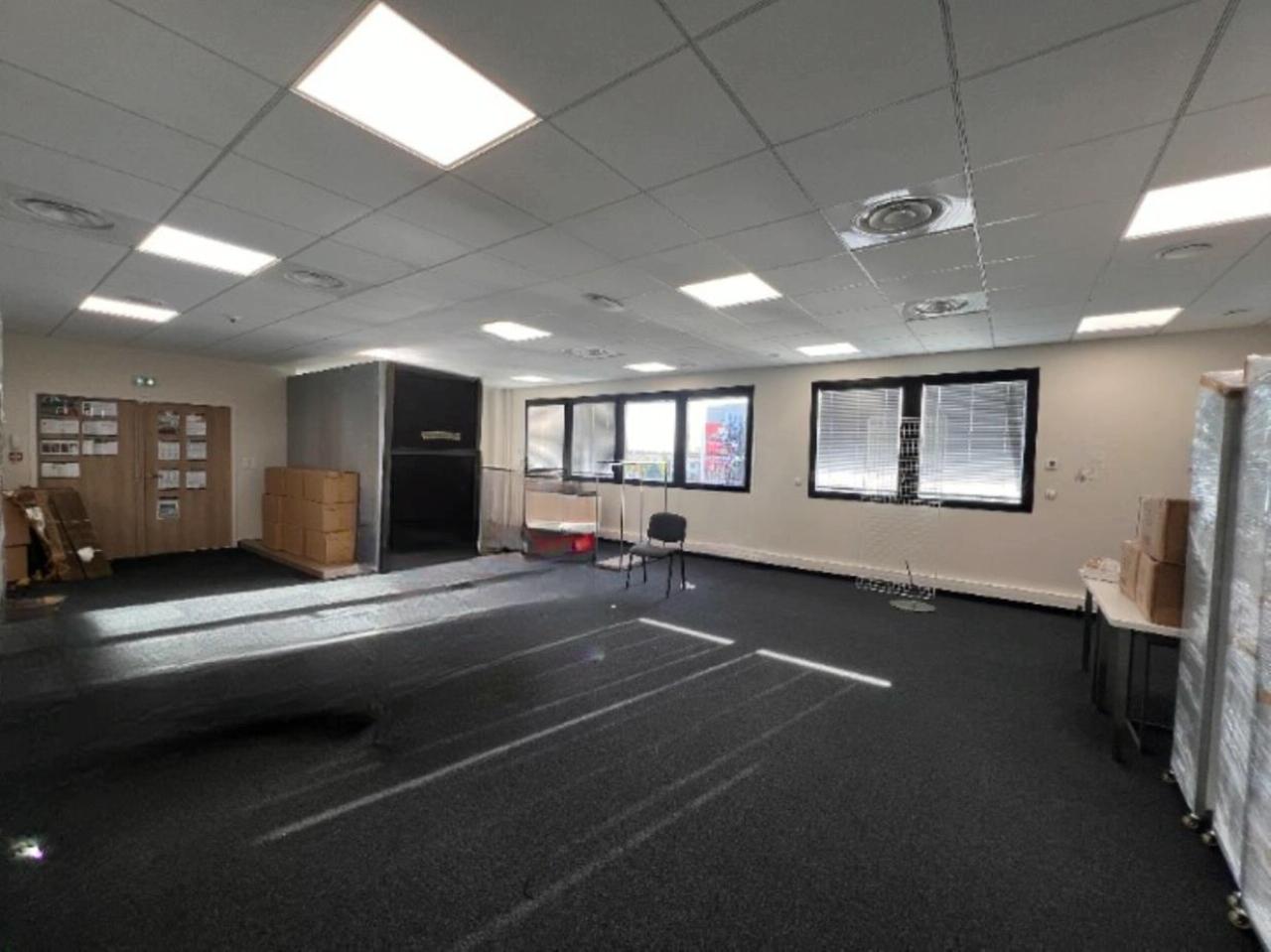 Location bureau Saint-Priest Rhône OLBUR2201032 1