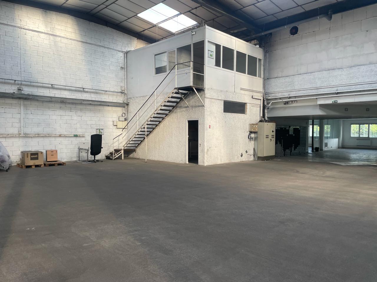 Location local d'activité Vaulx-en-Velin Rhône OLACT2427830 4